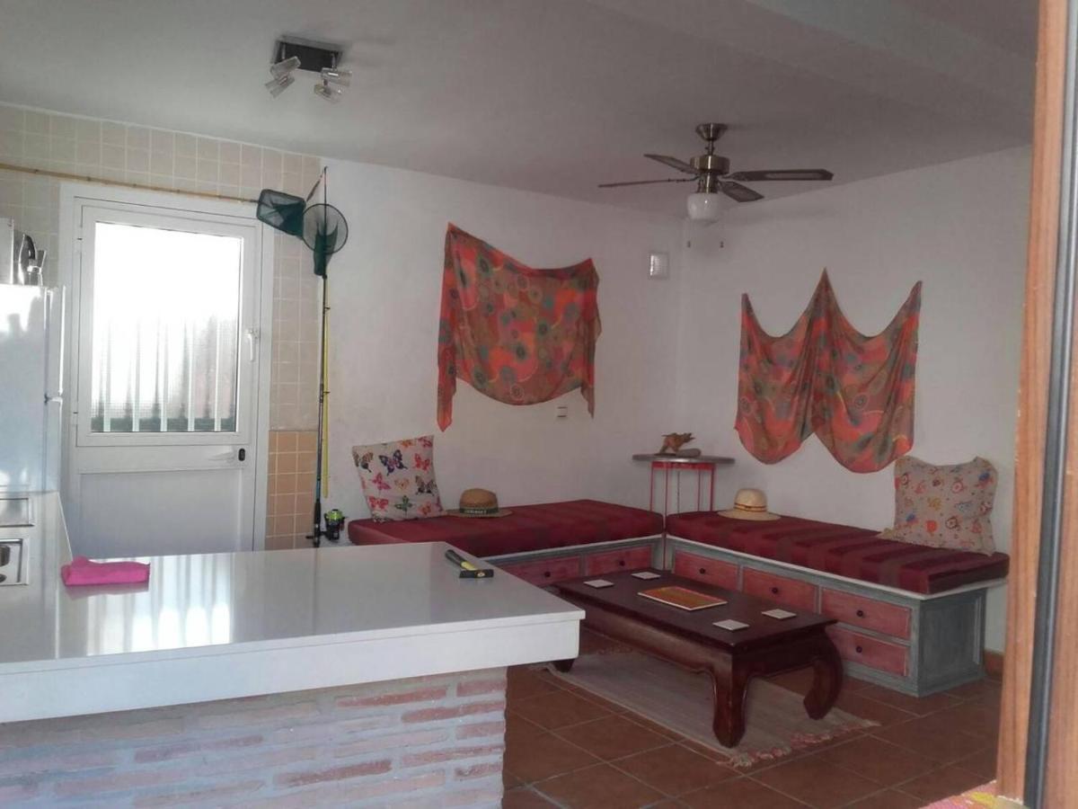 Almayate Hippie Shack Bagian luar foto